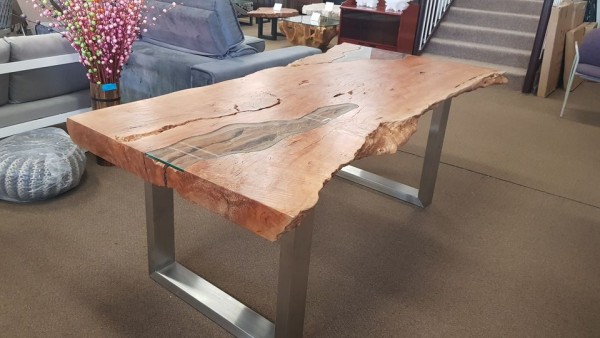 Table Kelengkeng