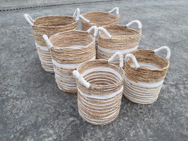 Lili Laundry Basket white raffia